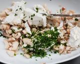 Une image de l'étape 2 de °Champignons farcis au pesto et chèvre frais°.
