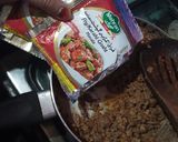 A picture of step 3 of Pizza with beef qeema filling.