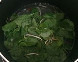 Foto langkah ke 2 dari resep Sayur bayam toge bening.