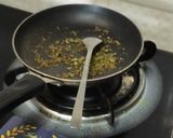 A picture of step 4 of Traditional Punjabi Dal Bukhara.