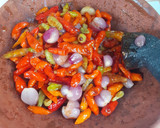 Foto langkah ke 3 dari resep Sambal Bawang Ndower Awet.