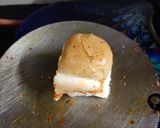 A picture of step 10 of Maharashtra famous vadapav.