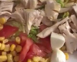 Foto del paso 3 de la receta: Ensalada con pollo para niños