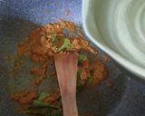 Foto langkah ke 4 dari resep Ayam kampung masak kari by. Bubu.