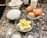 Foto del paso 1 de la receta: Pastel de mantequilla, nata y ganaché