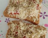 A picture of step 2 of Tomato mozzarella cheese toast without oven.