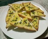 Foto langkah ke 4 dari resep Garlic Bread.