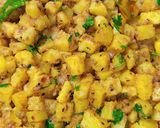 A picture of step 4 of Achari Dry Aaloo.