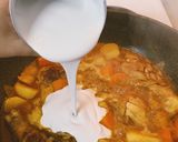 Hình bước làm 3 của món Curry gà (phiên bản không sốt sẵn)