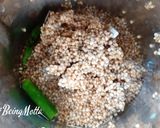 A picture of step 2 of Quinoa Mini Chilla.