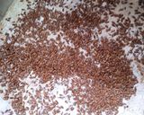 Foto del paso 1 de la receta: Pancitos de harina integral con sésamo, lino con nueces y pasas🐞💜🌷🐞💜🌷🐞💜🌷