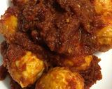 รูปขั้นตอนการทำที่ 5 ของ Indonesia Chilli eggs (ไข่ต้มผัดน้ำพริกของอินโดนีเซีย)