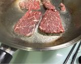 鐵板牛排+熱炒綠豆芽的食譜步驟1照片
