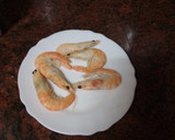 Foto del paso 1 de la receta: Guiso de garbanzos con langostinos