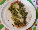 Foto del paso 2 de la receta: Tortitas con verduras crudas y jamón