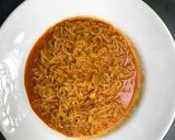 A picture of step 6 of Veg maggi.