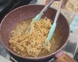 Foto langkah ke 5 dari resep Mi Kremes Homemade.