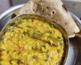A picture of step 6 of Moringa moong dal / munagaku pesara pappu.