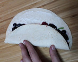 Foto del paso 5 de la receta: Wrap de frutos rojos