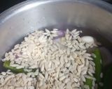 A picture of step 2 of Malai kofta in white gravy.