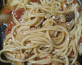 Foto del paso 4 de la receta: Espaguetis con mejillones y chipirones