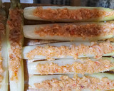 Foto del paso 7 de la receta: Espárragos blancos rellenos con bechamel de gambas