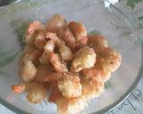 Une image de l'étape 1 de Brochettes de crevettes tigrées citronnées.