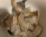 Foto del paso 2 de la receta: Camarones empanizados con panko