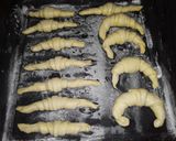 Foto del paso 3 de la receta: ❇️Medialunas fácil de hacer sin manteca 🥐🥐🥐