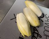 Une image de l'étape 4 de Salade d'endives au carottes, concombre et fleurs de thym.