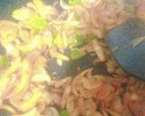 A picture of step 3 of Dahi pyaza.