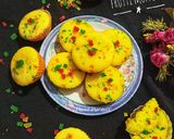 A picture of step 7 of Vanilla Tutti Frutti Muffins.
