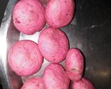 A picture of step 3 of Beetroot puri.
