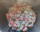 Foto del paso 1 de la receta: Estofado de ternera en olla FryCook MasterPro