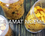 Foto langkah ke 1 dari resep Salted Egg Yolk Cornflakes.