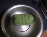 A picture of step 1 of Palak puri.