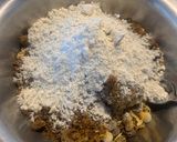 A picture of step 4 of Muesli cookies.