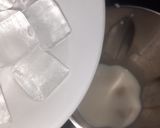 A picture of step 3 of Almond milk shake.