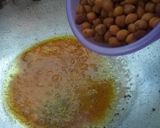 A picture of step 3 of Kale Chana black gram in Besan Gravy.