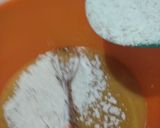 Foto langkah ke 5 dari resep Bolu karamel mekar.