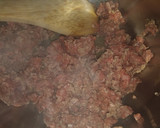 Foto del paso 5 de la receta: Quiche de carne, queso de cabra y cebolla caramelizada