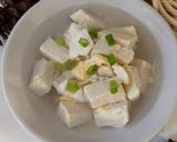 Foto langkah ke 4 dari resep Sup Bening Tahu Telur.