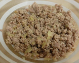 Foto del paso 6 de la receta: Espaguetis con carne picada en salsa de tomate y baguette con fiambres y queso