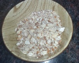 Foto del paso 1 de la receta: Crema de espárragos y zanahoria con almendras
