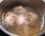 Foto del paso 3 de la receta: Codillo de cerdo al horno. 🐖