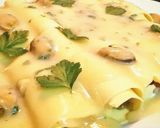 Foto del paso 10 de la receta Canelones rellenos de pescado con Velouté de Mejillones