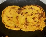 A picture of step 7 of Besan ki roti.