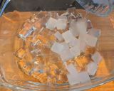 Foto langkah ke 3 dari resep Ice Creamy Lychee Jelly.
