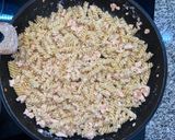 Foto del paso 4 de la receta: Pasta con salmón y nata