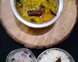 A picture of step 4 of Dhaba style dal palak.